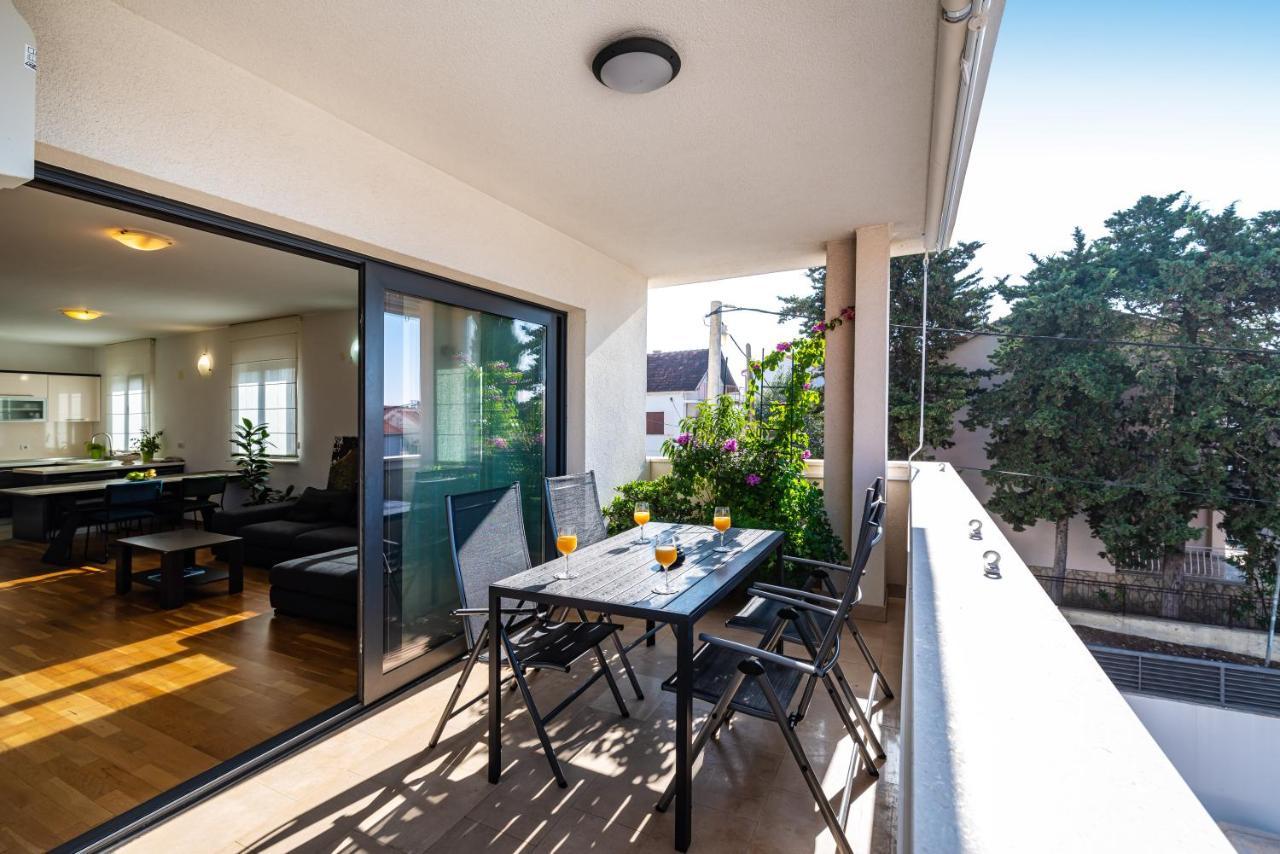 Apartman Eta Задар Экстерьер фото